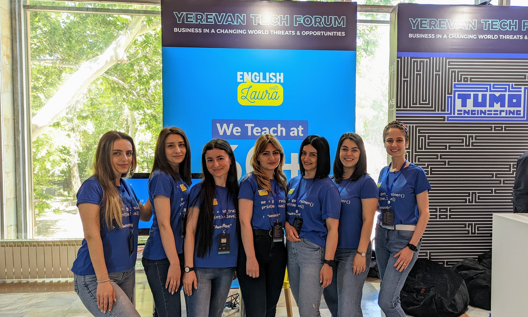 English with Laura - office 6